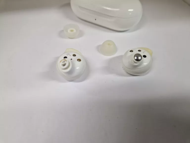 sluchawki-samsung-buds-plus-opis-rodzaj-sluchawek-203681-217749