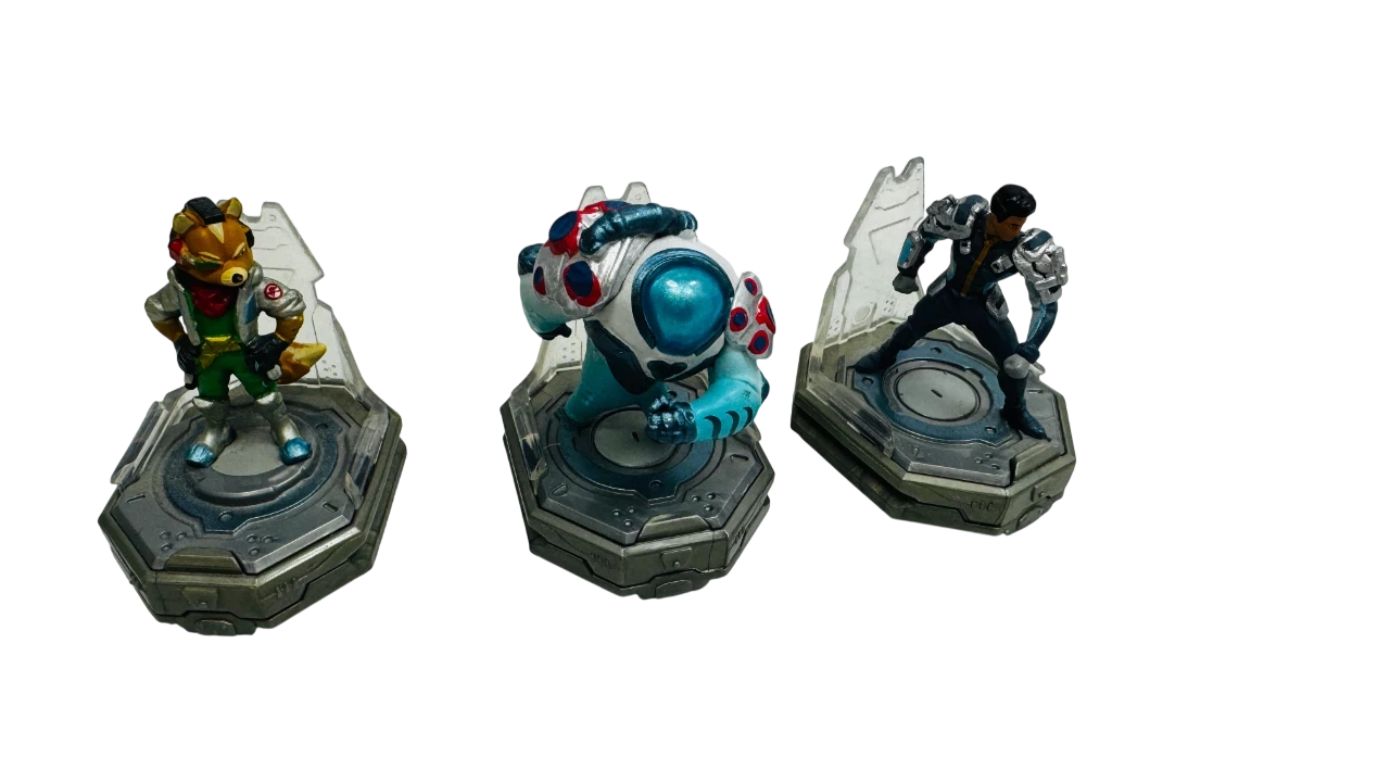 gra-nintendo-switch-starlink-3-figurki-granice-wiekowe-pegi-215894-272170