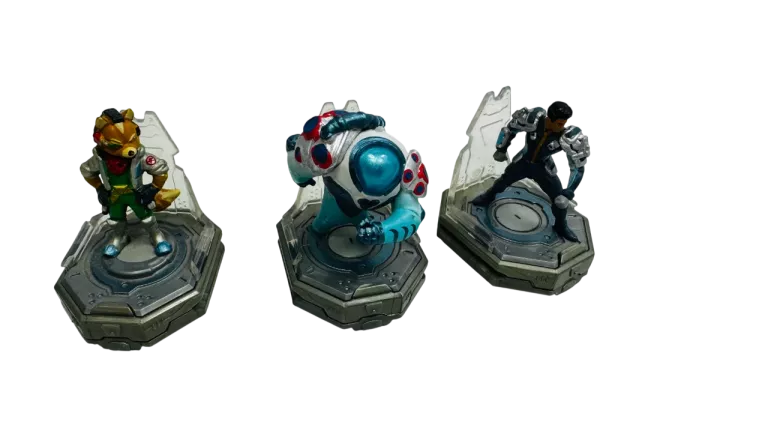 gra-nintendo-switch-starlink-3-figurki-granice-wiekowe-pegi-215894-272170