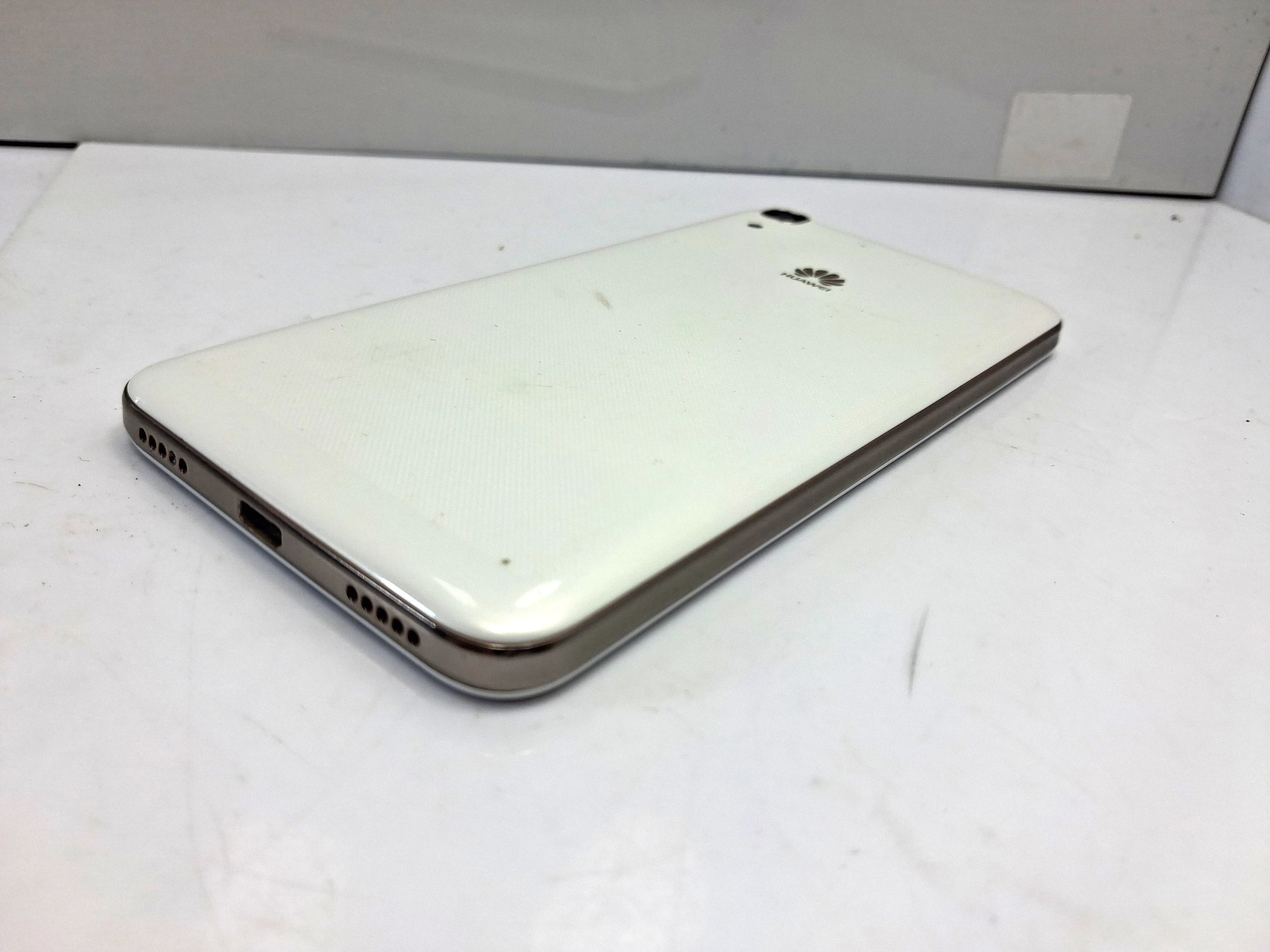 telefon-huawei-y6-scl-l01-stan-11323-2