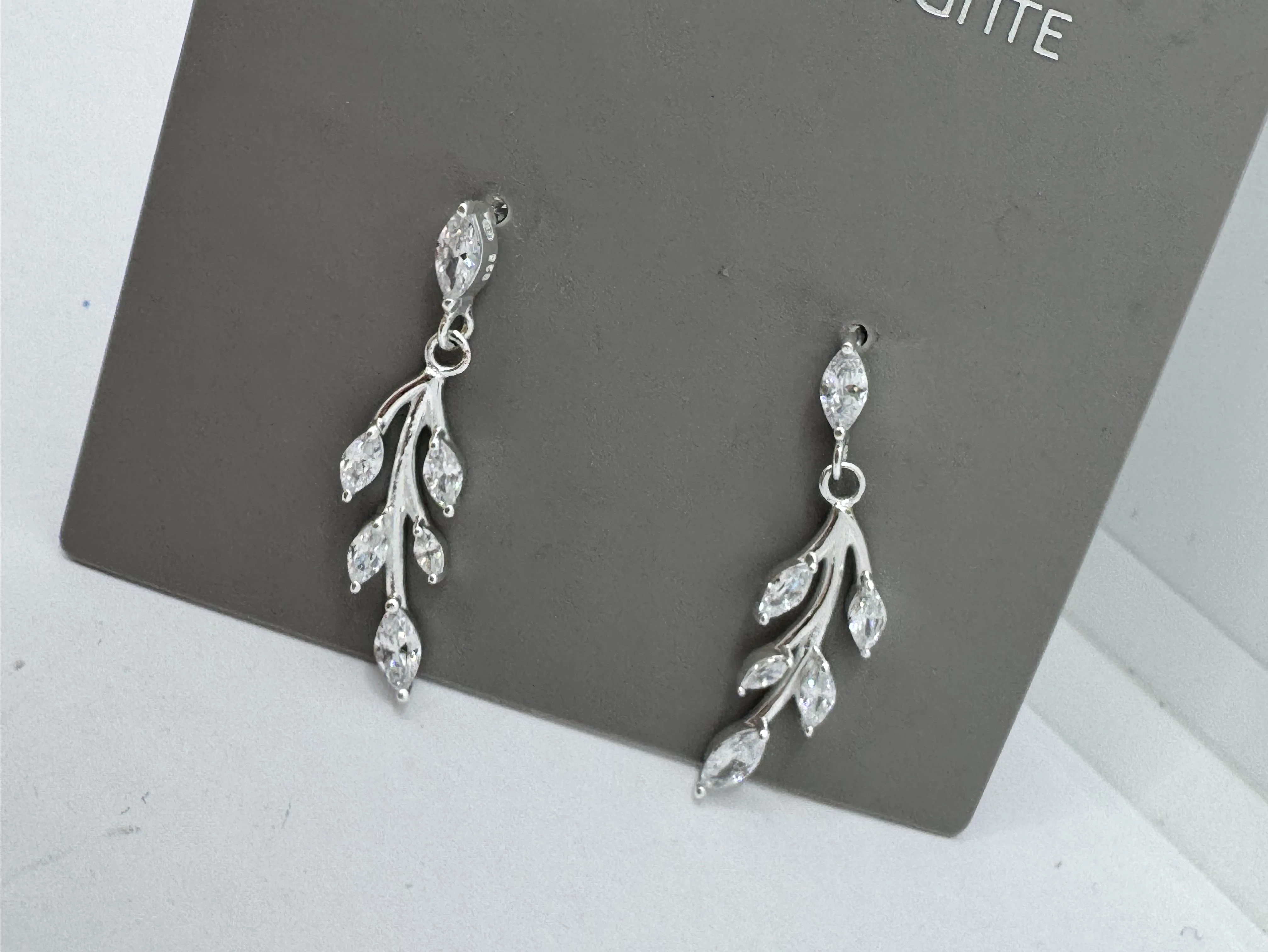 srebro-wyrob-jubilerski-uzywany-kolczyki-21g-galazki-bijou-brigitte-ean-gtin-4049077745991