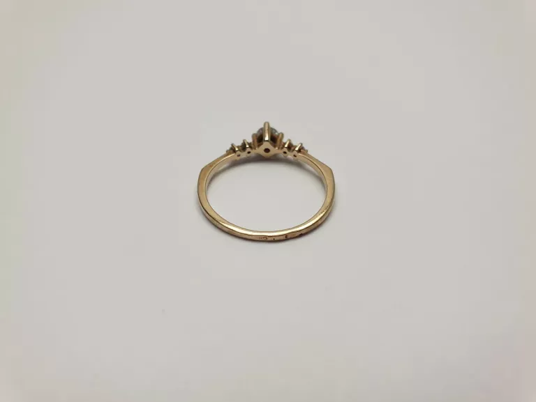 zloty-pierscionek-140g375-kamien-17088-128