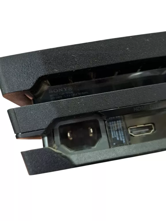 sony-ps4-pro-1tb-cuh-7016b-pad-gry-w-zestawie-205998-225574