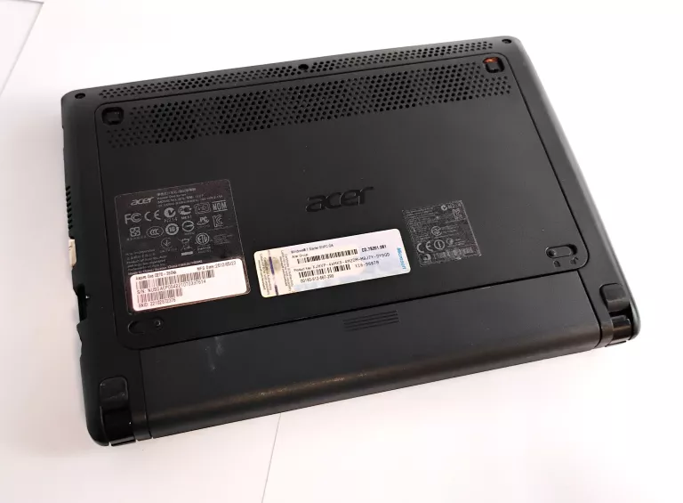 laptop-acer-aspire-one-d270-atom-2gb-320gb-w7-seria-procesora-4366-500033