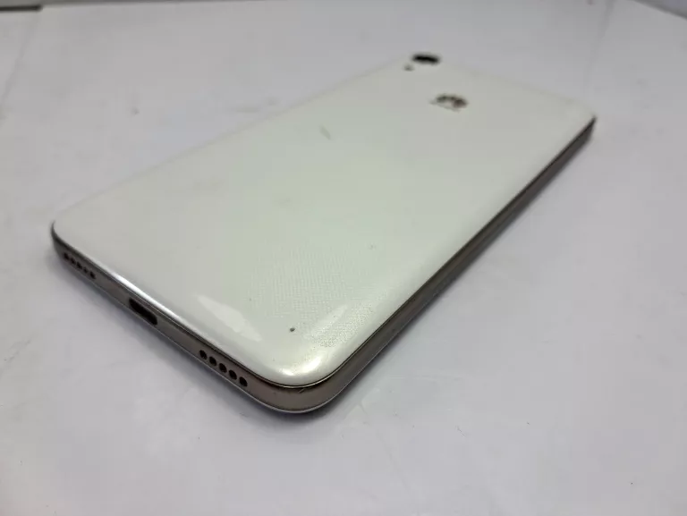 telefon-huawei-y6-scl-l01-wbudowana-pamiec-202869-214205
