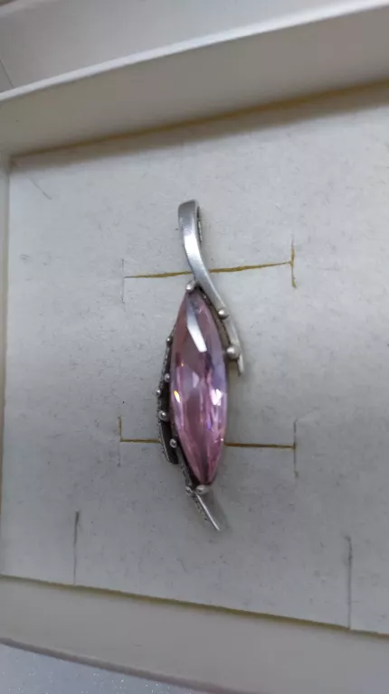 piekna-zawieszka-z-cyrkonia-534925-rodzaj-2205-2