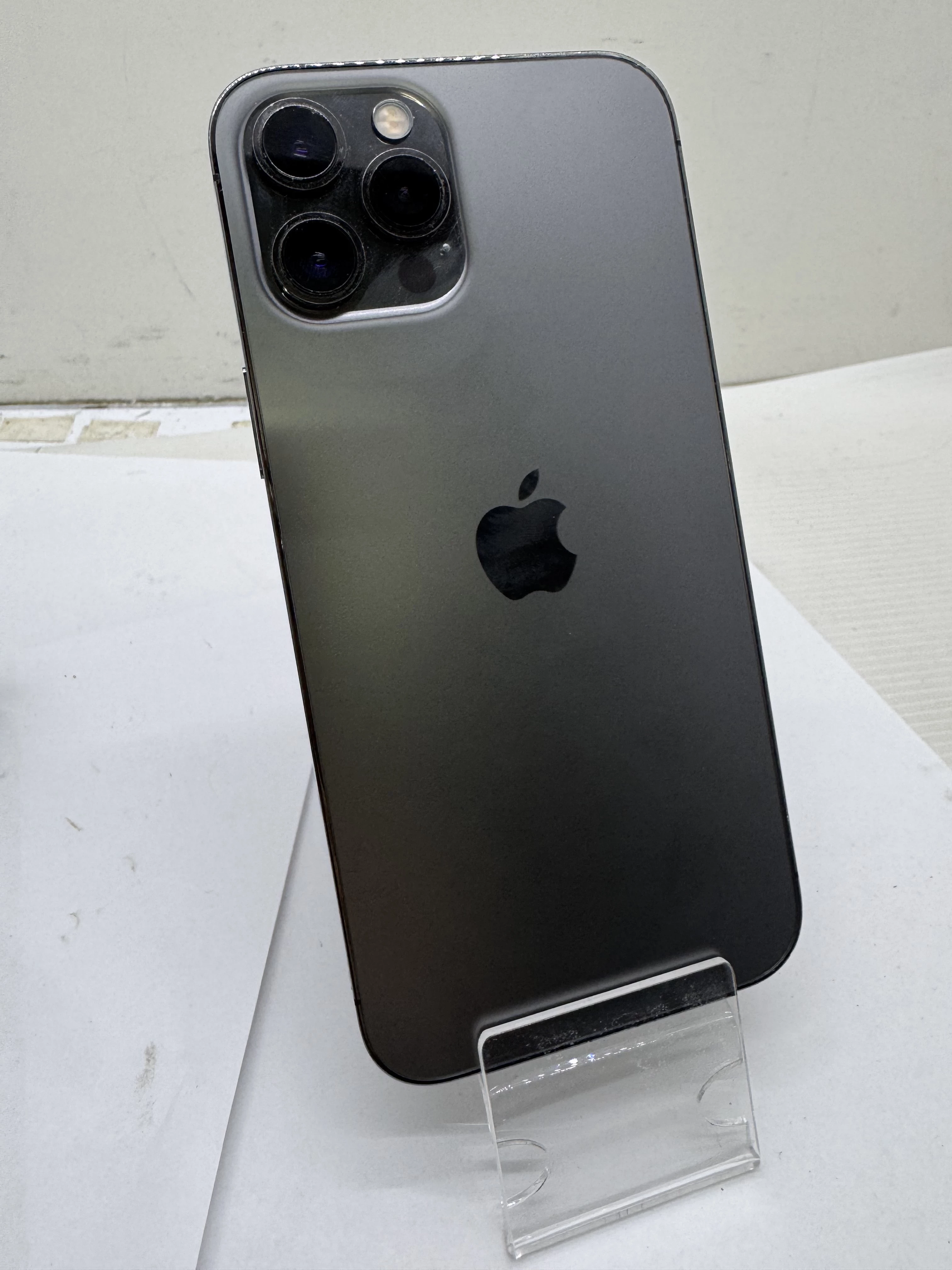 telefon-apple-iphone-12-pro-max-128-gb-pudelko-przekatna-ekranu-670