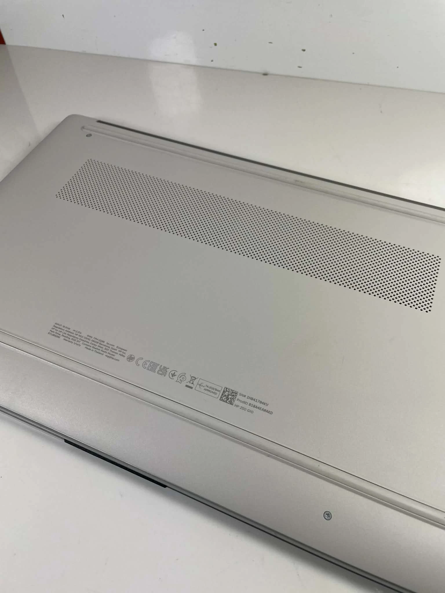 laptop-hp-tpn-q286-156-intel-n100-8512-gb-komplet-windows-11-liczba-rdzeni-procesora-4329-3