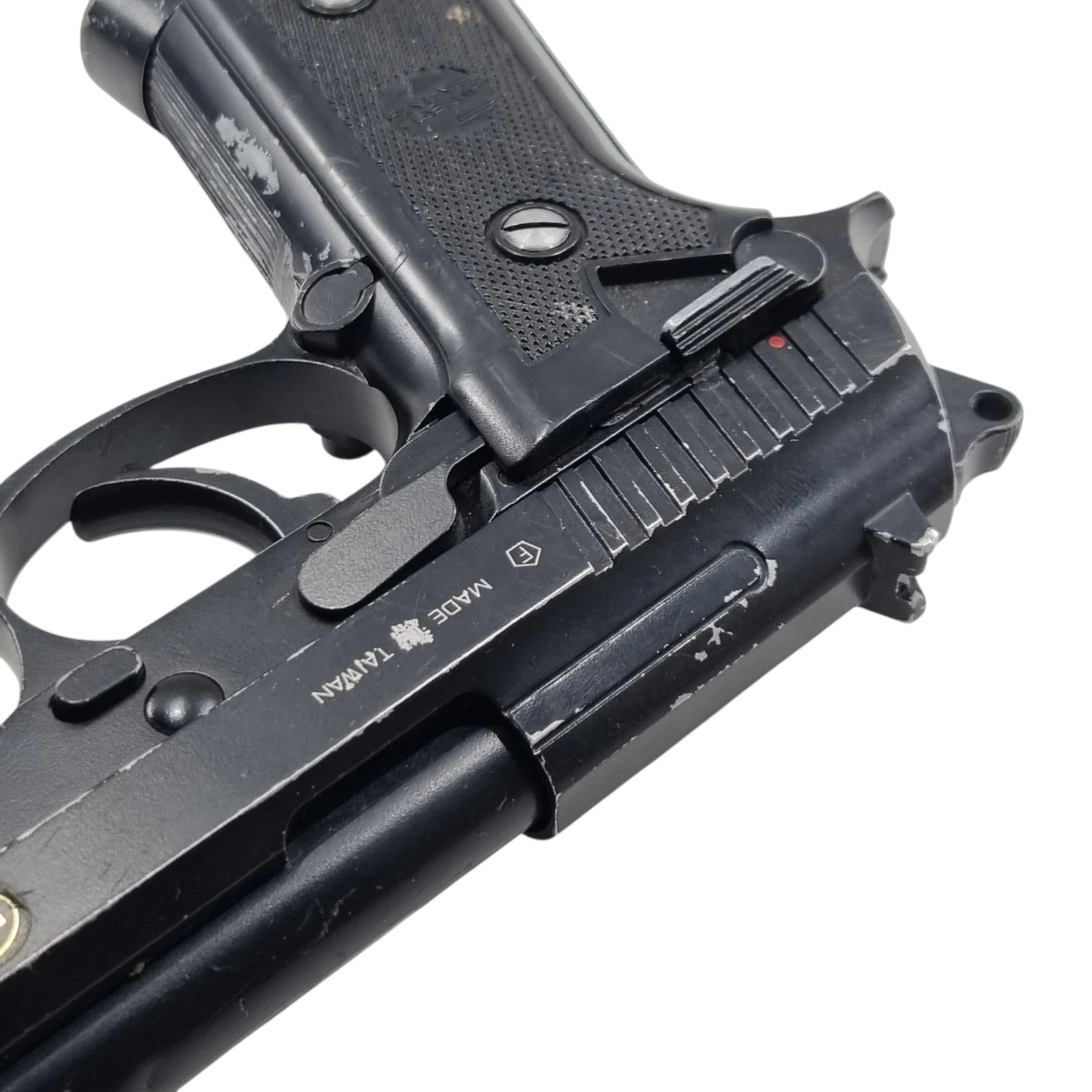 wiatrowka-cybergun-swiss-arms-p92-45-mm-opis-stan-11323-2