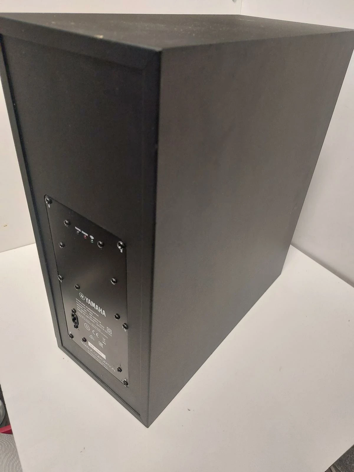 soundbar-yamaha-yas-209-pilotkable-kolor-249512-1647413