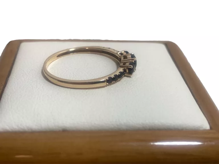 zloty-pierscionek-585-163g-rozmiarsrednica-wew-mm-372-12