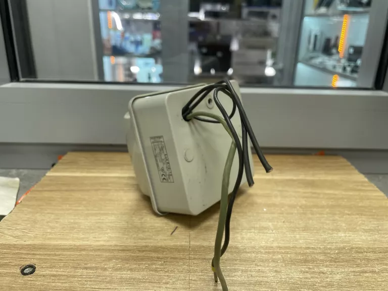 elektromet-lacznik-krzywkowy-w-obudowie-16a-3-bieguny-luk-e16-13-0-1-95161-kod-producenta-951611