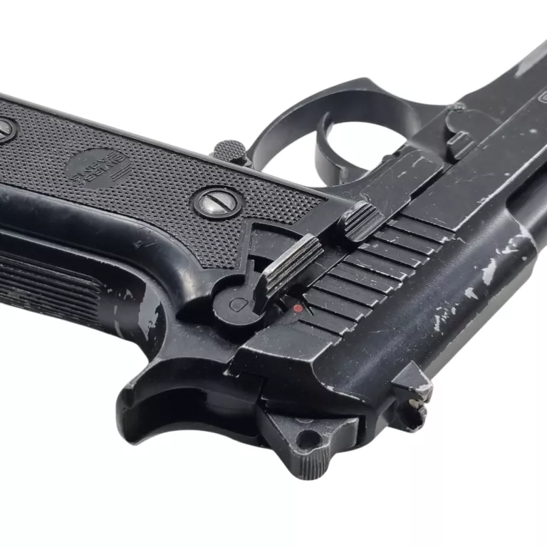 wiatrowka-cybergun-swiss-arms-p92-45-mm-opis-maksymalna-energia-kinetyczna-17