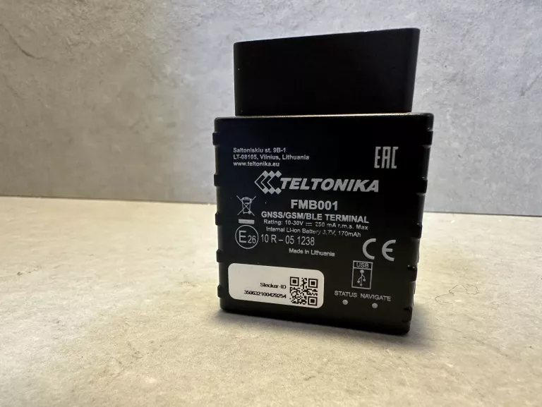 teltonika-fmb001-urzadzenie-gps-samochod-0128-gb-czarny-stan-11323-2