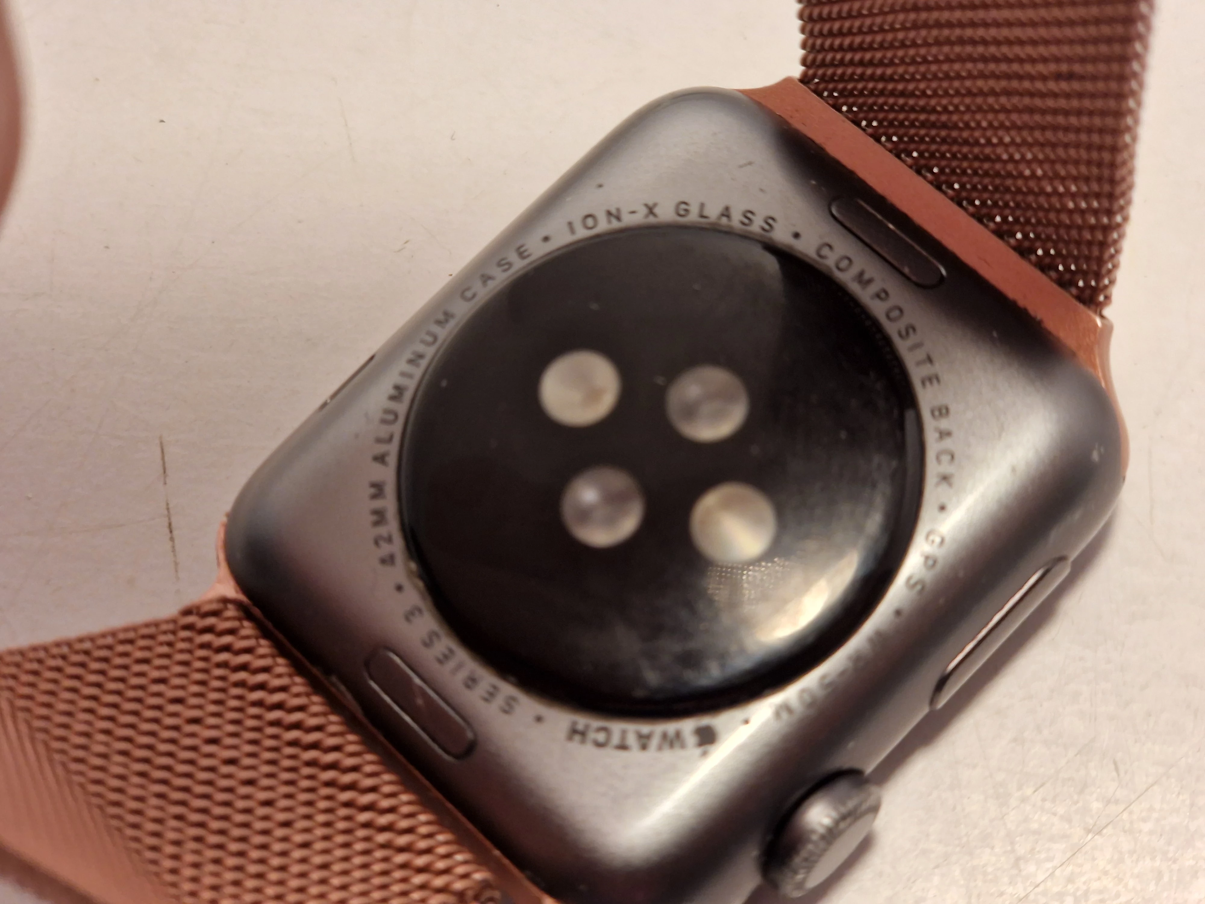 apple-watch-series-3-komplet-model-249460-1222714
