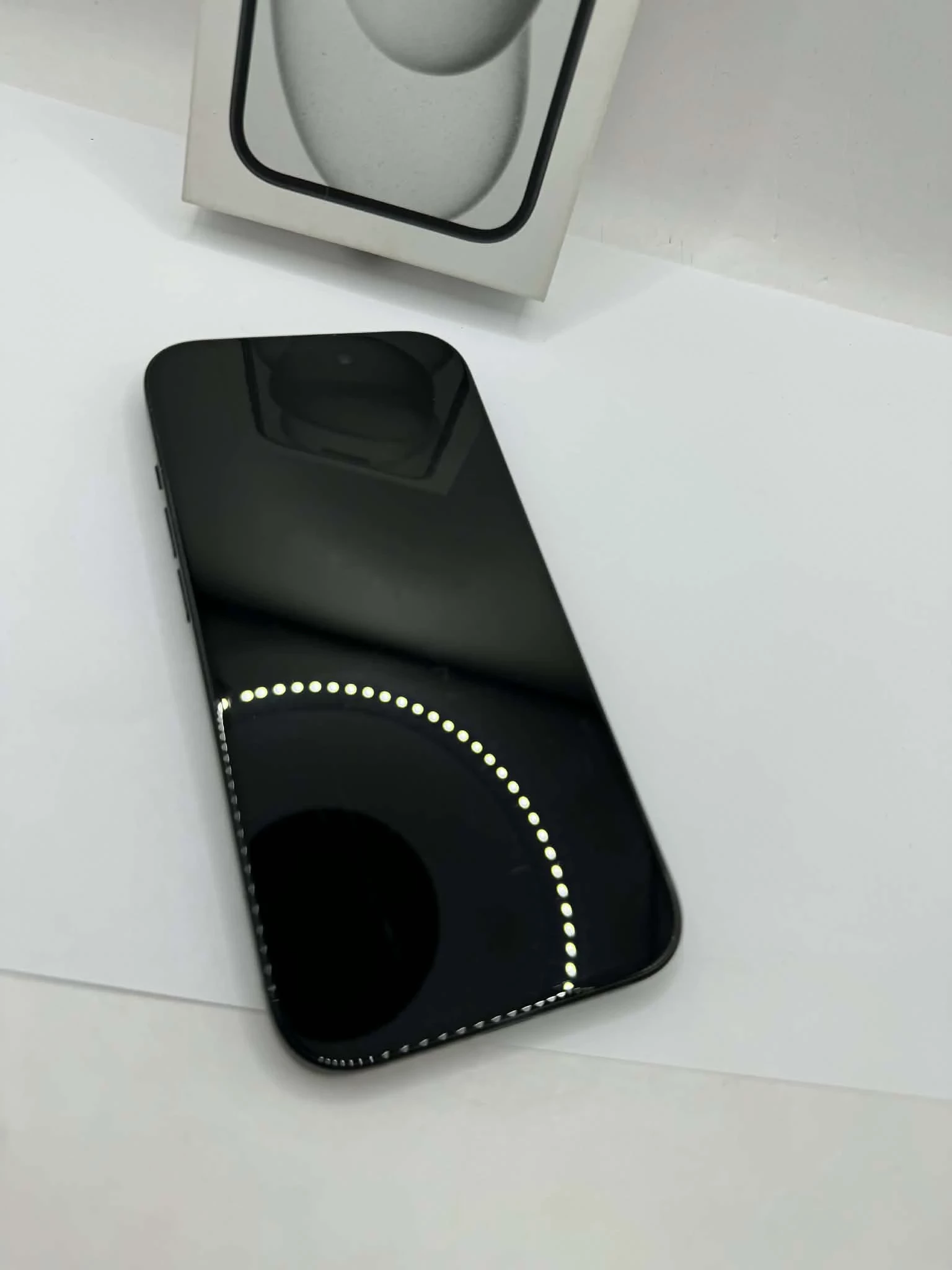 telefon-apple-iphone-15-pud-6128-gb-bateria-84-polecam-ean-gtin-195949035937