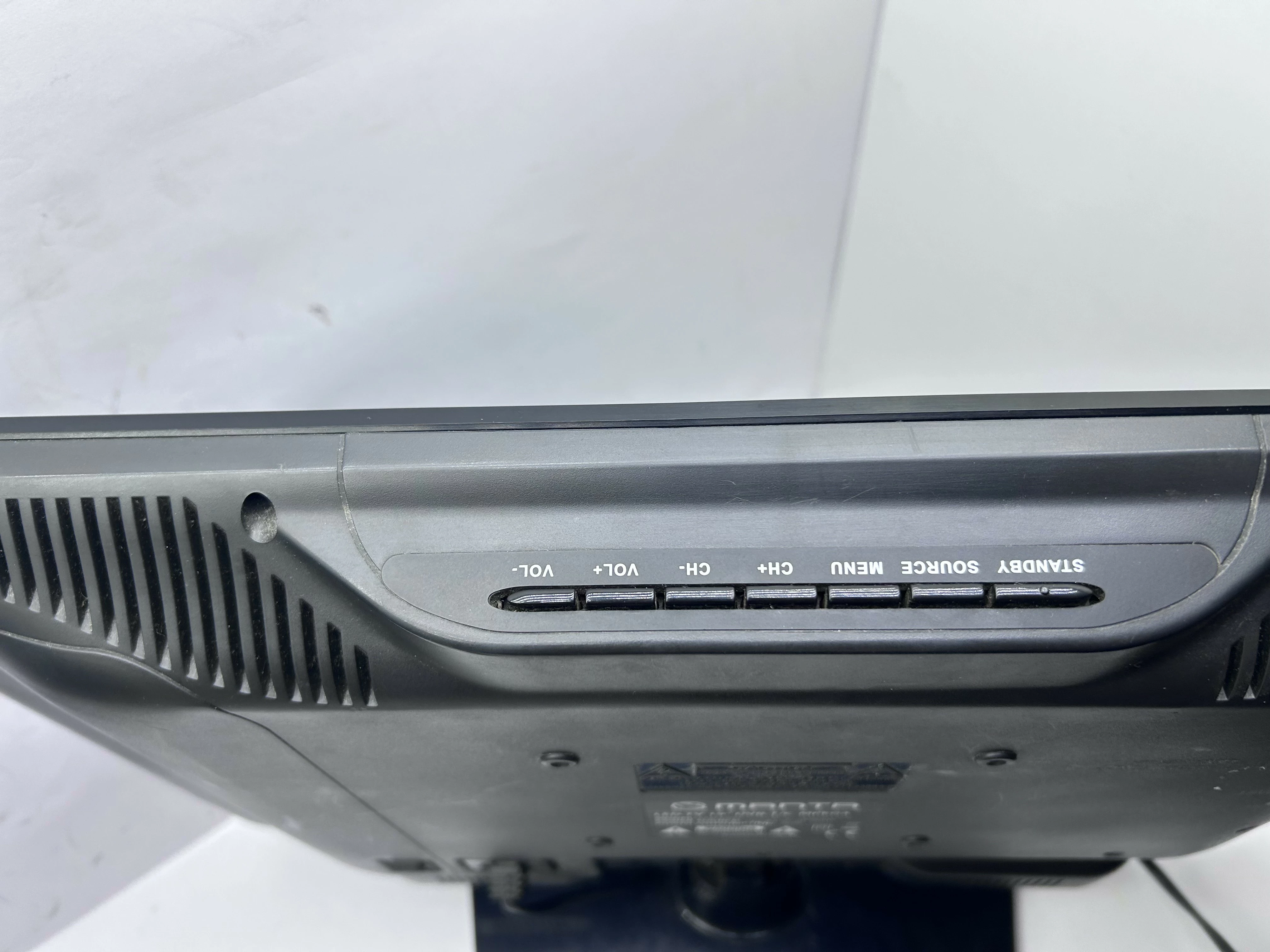 telewizor-185-cala-manta-led1901-pilot-stan-11323-2