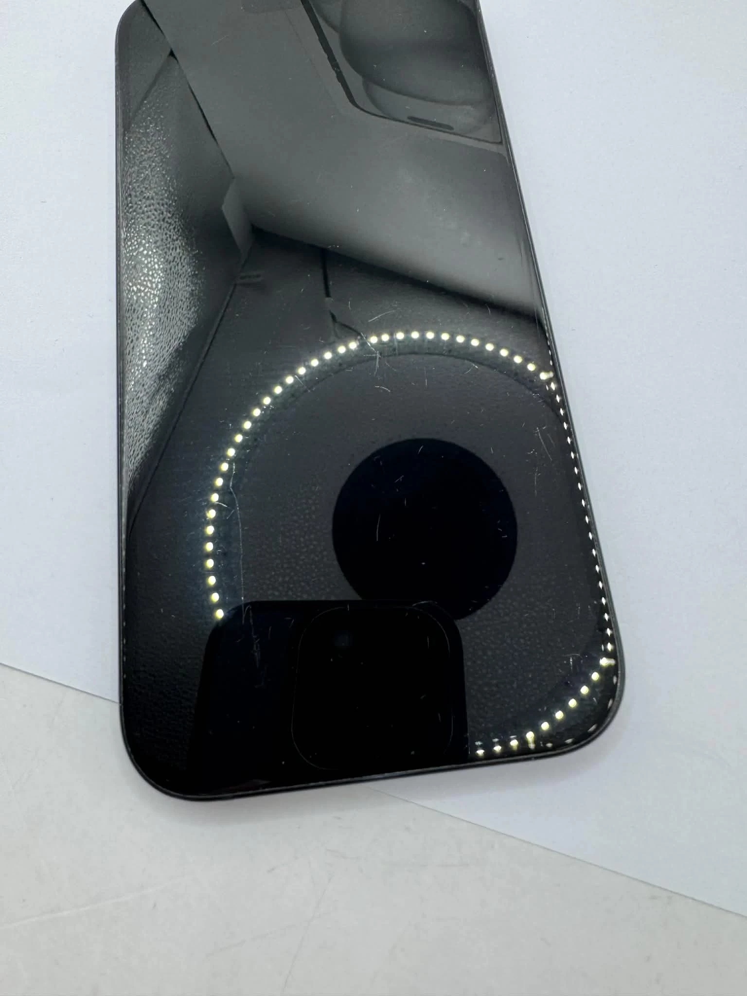 telefon-apple-iphone-15-pud-6128-gb-bateria-84-polecam-kod-producenta-mtp03pxa