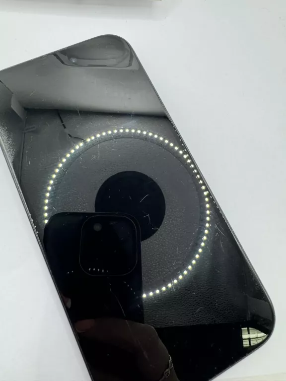 telefon-apple-iphone-15-pud-6128-gb-bateria-84-polecam-stan-11323-2