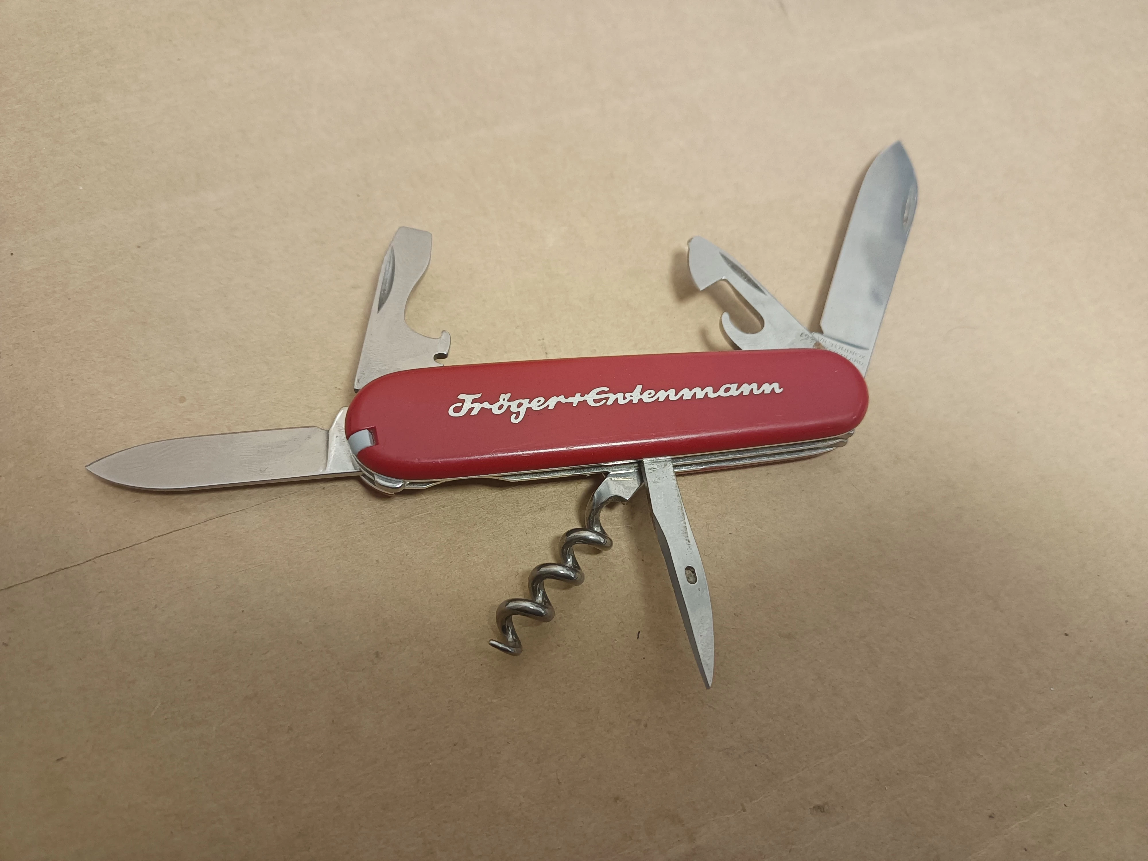 scyzoryk-victorinox-13603-m1-ean-gtin-7611160100092