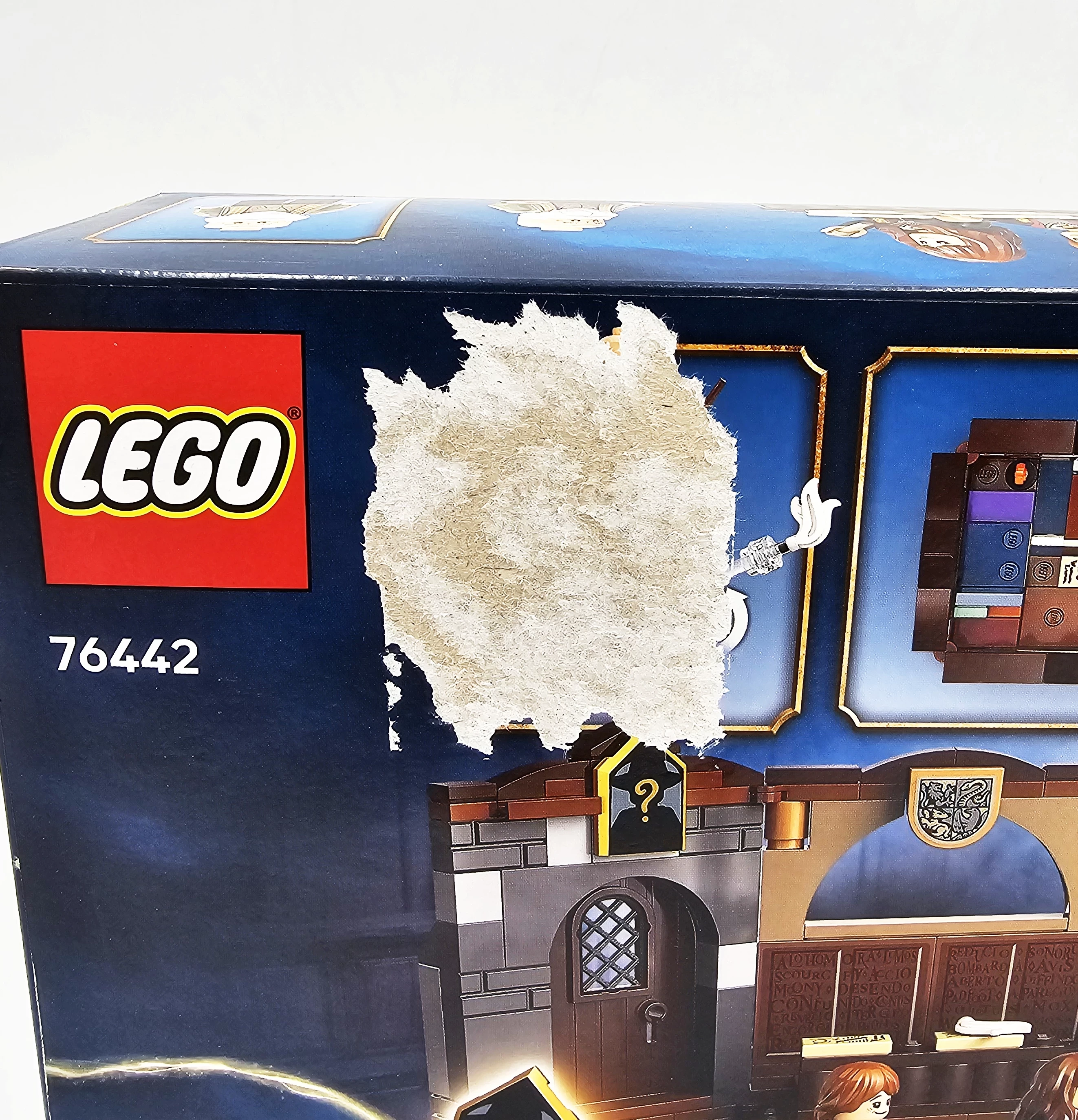 klocki-lego-harry-potter-76442-zamek-hogwart-zajecia-z-zaklec-i-urokow-wiek-dziecka-3475-70