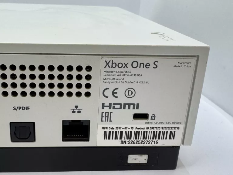 konsola-xbox-one-s1padkabel-wersja-konsoli-130591-2