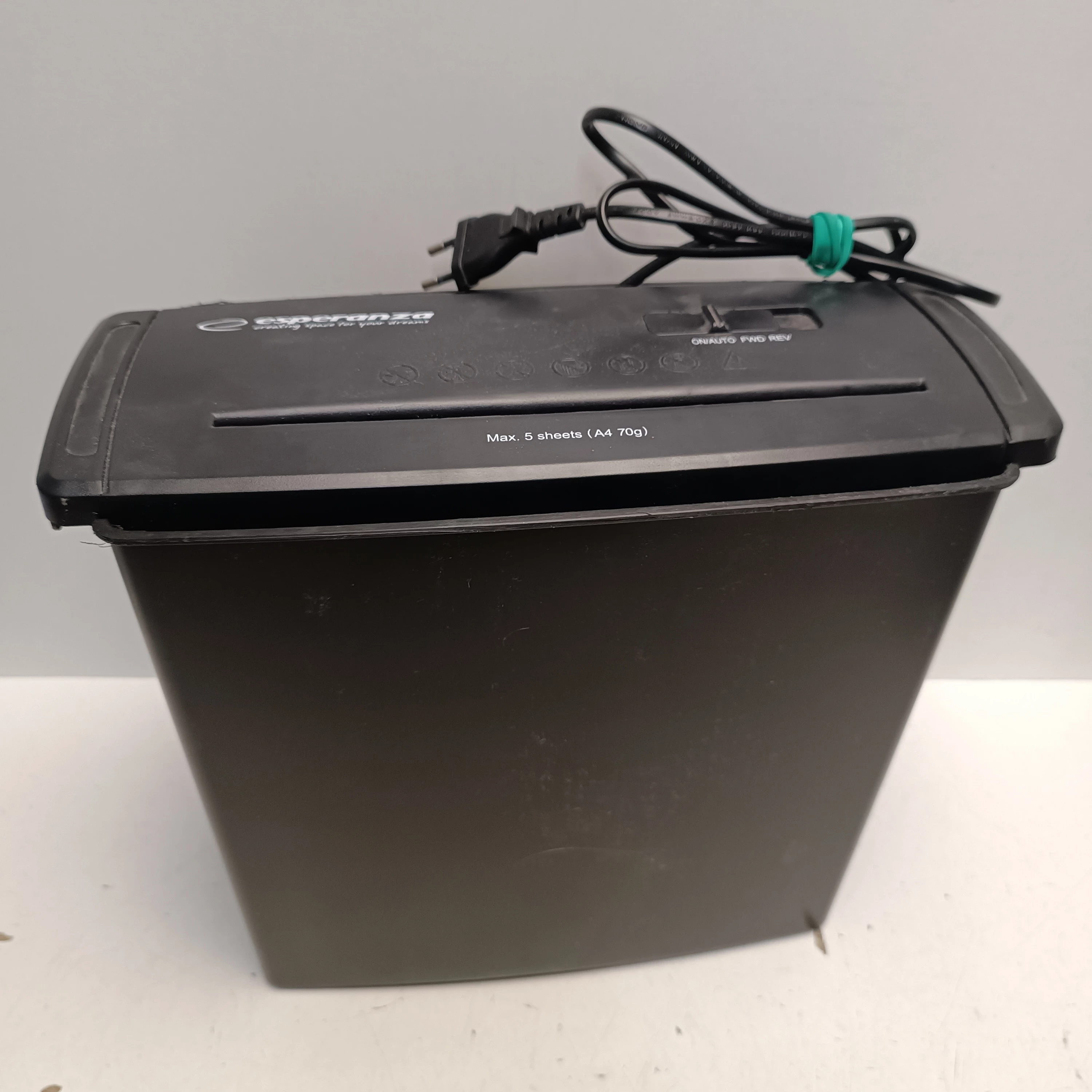 niszczarka-do-papieru-esperanza-blade-en101-osiedle-teatralne-3u15-krakow