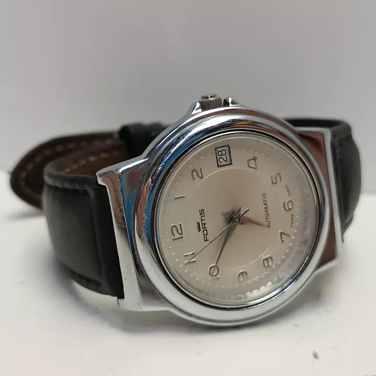 zegarek-fortis-automatic-osiedle-teatralne-3u15-krakow