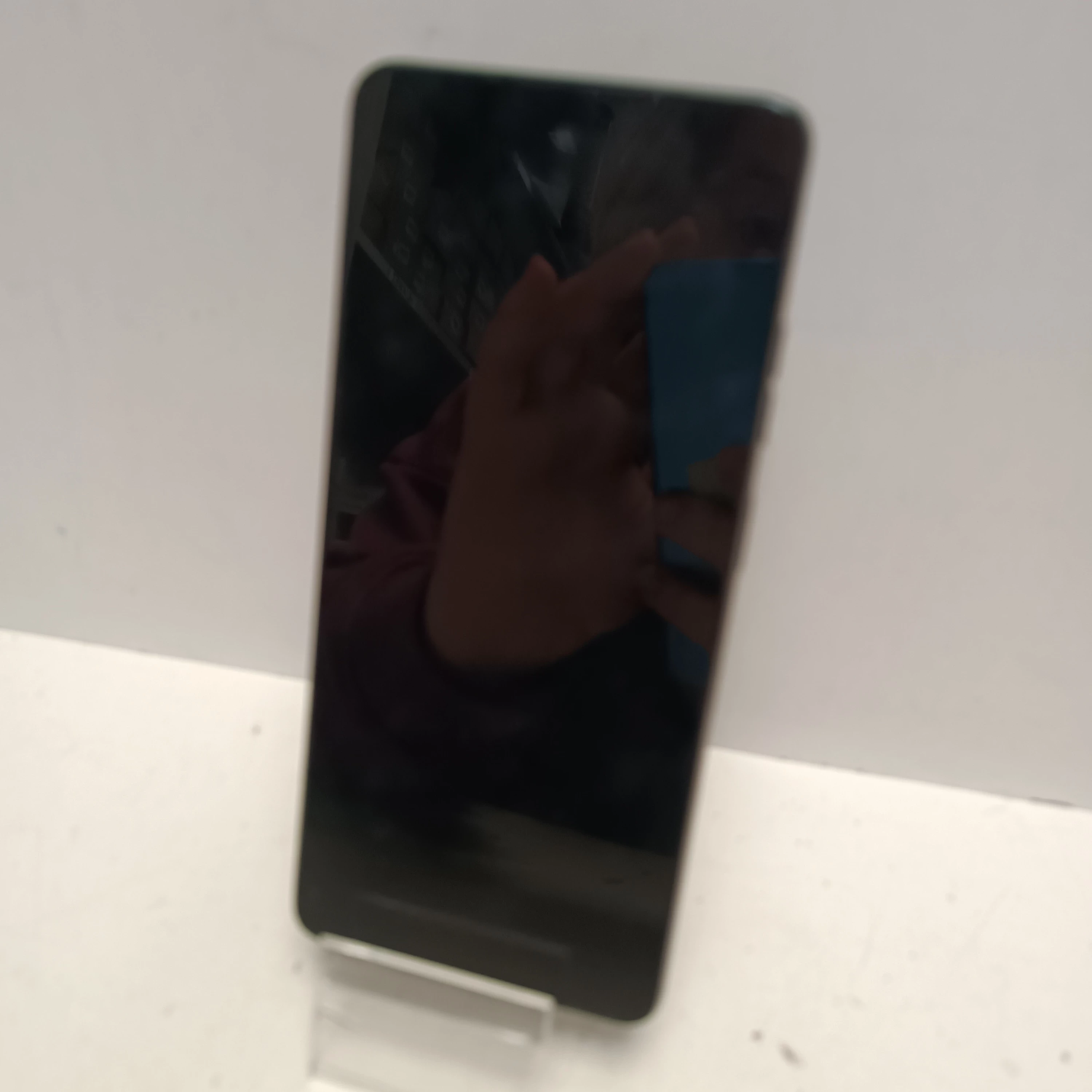 telefon-moto-g04-4128gb-ean-gtin-840023273506