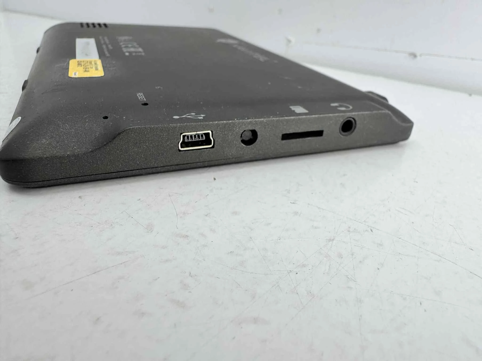 nawigacja-samochodowa-navitel-e700-ean-gtin-5907389562486