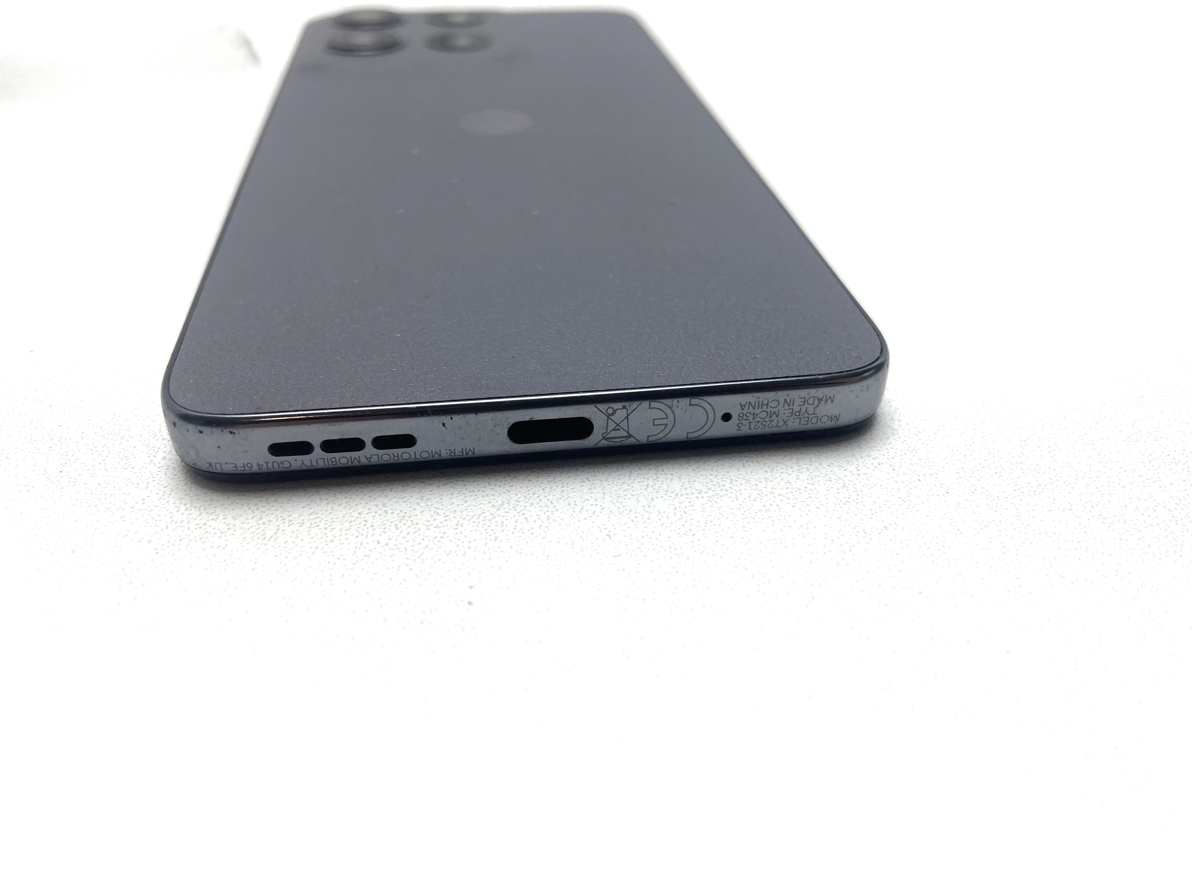 telefon-motorola-g15-lad-przekatna-ekranu-672