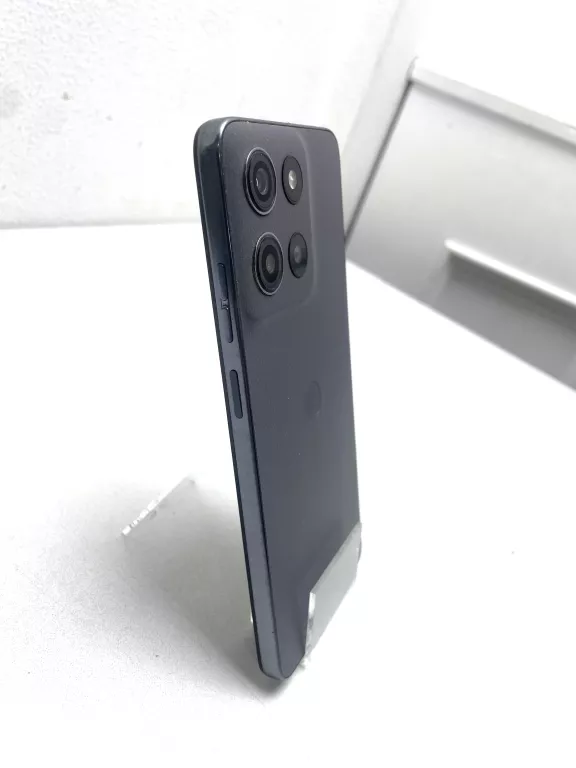 telefon-motorola-g15-lad-kod-producenta-pb6e0017pl