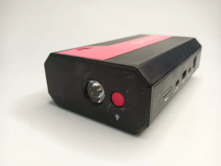 powerbank-z-prostownikiem-ultimate-speed-stan-11323-2