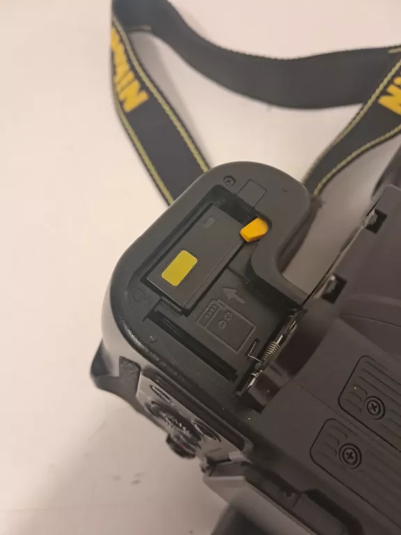 nikon-coolpix-p1000-marka-248811-1939856