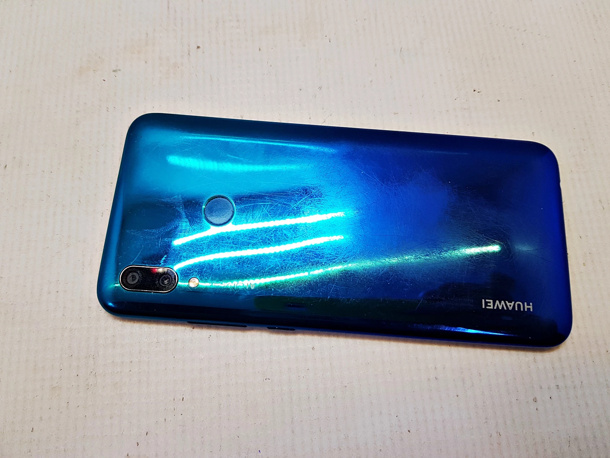 telefon-huawei-p-smart-2019-643-pamiec-ram-202865-214125