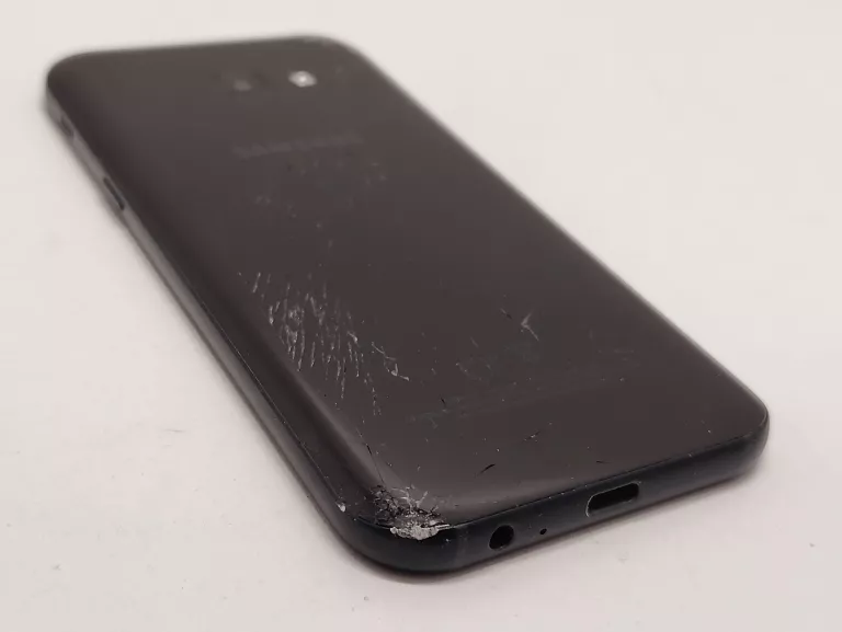 telefon-samsung-a5-2017-system-operacyjny-4388-1