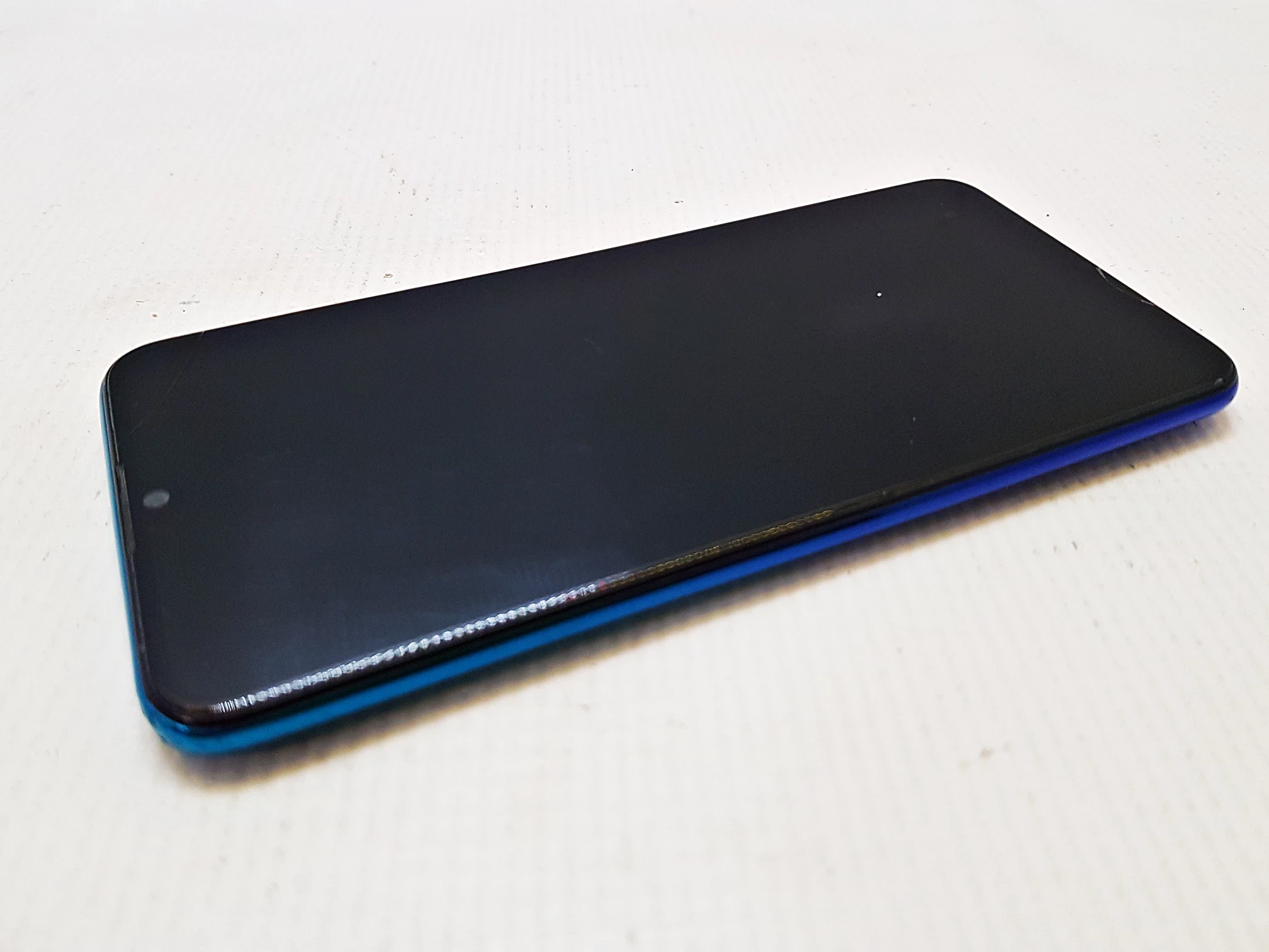 telefon-huawei-p-smart-2019-643-wbudowana-pamiec-202869-214193