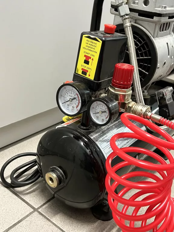 kompresor-bezolejowy-magnum-jws-9550-cisnienie-maksymalne-800