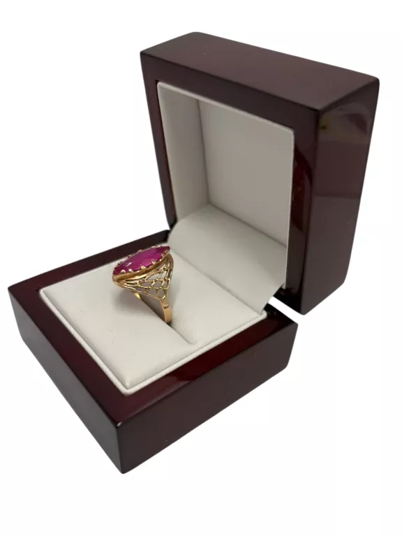 piekny-zloty-pierscionek-z-rozowym-oczkiem-proba-585-waga-100