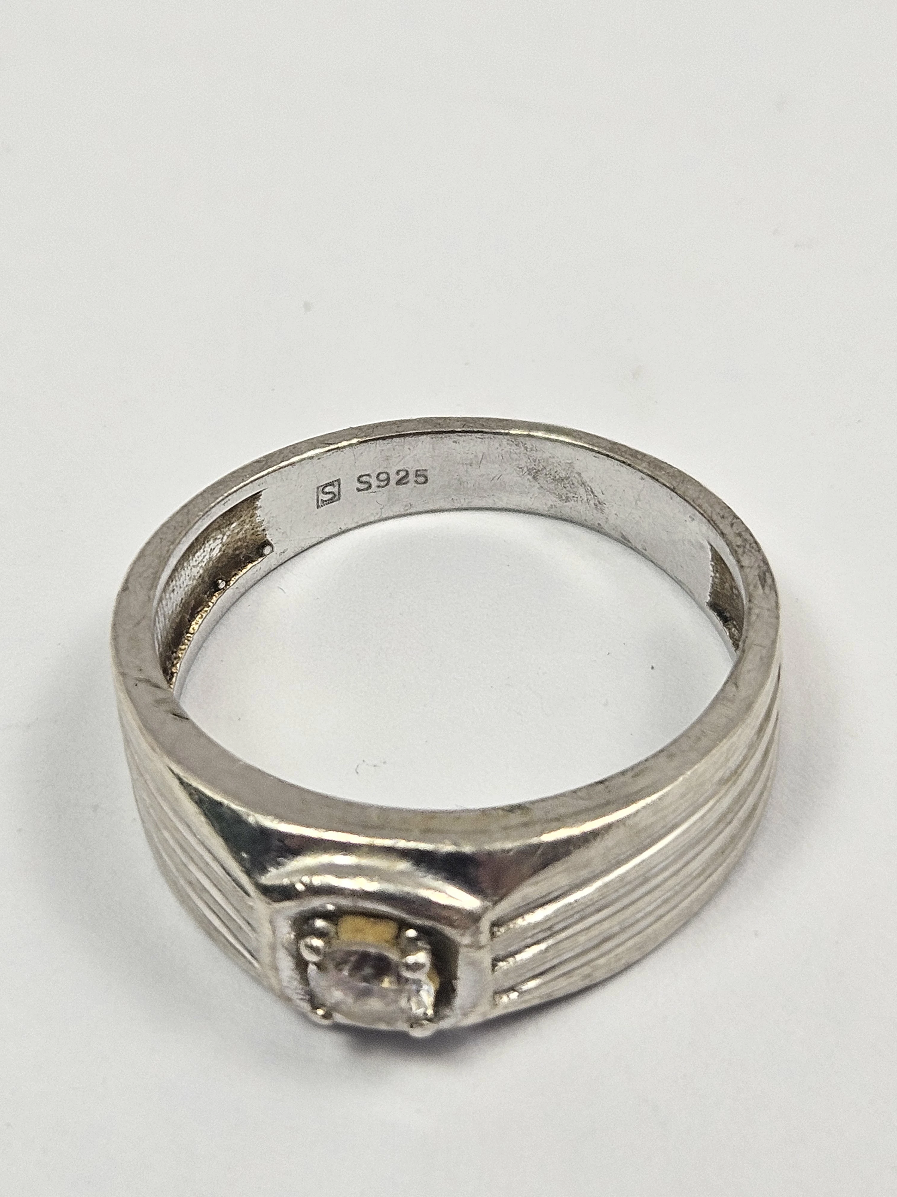 srebro-wyrob-jubilerski-uzywany-srebrny-pierscionek-z-oczkiem-rodzaj-2205-2