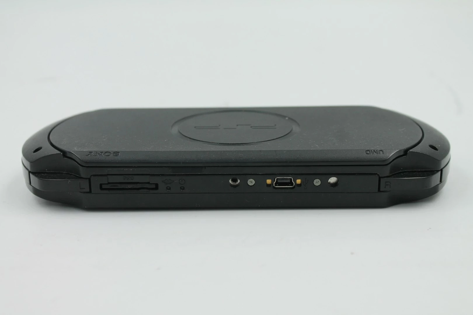 psp-street-e1004-gra-zasilacz-wersja-konsoli-534-40