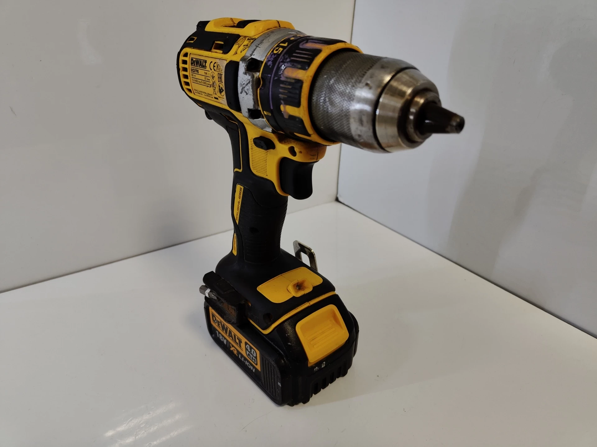 wkretarka-dewalt-dcd790-aku-40ah-18v-napiecie-v-128551-6