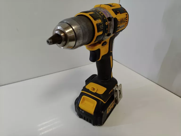 wkretarka-dewalt-dcd790-aku-40ah-18v-rodzaj-silnika-204657-221325