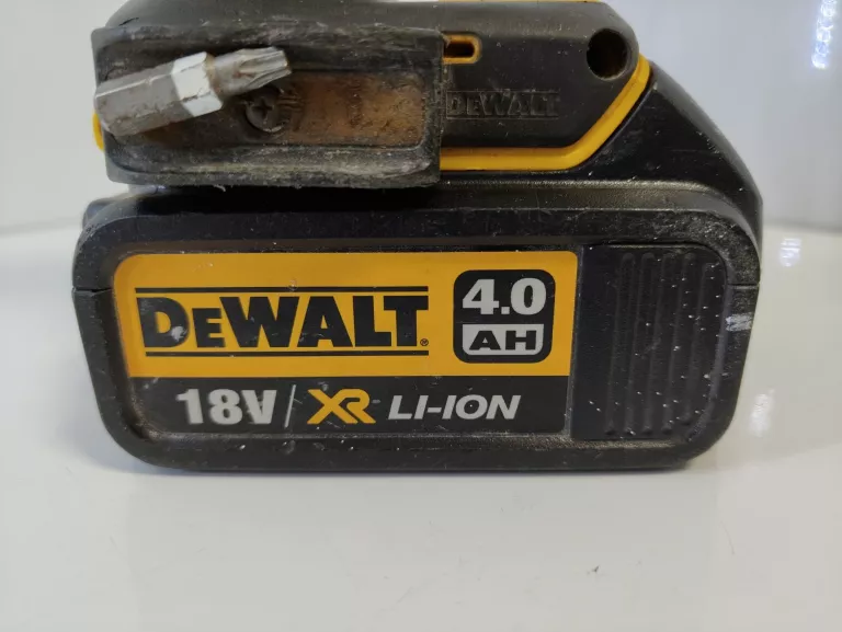 wkretarka-dewalt-dcd790-aku-40ah-18v-pojemnosc-akumulatora-400