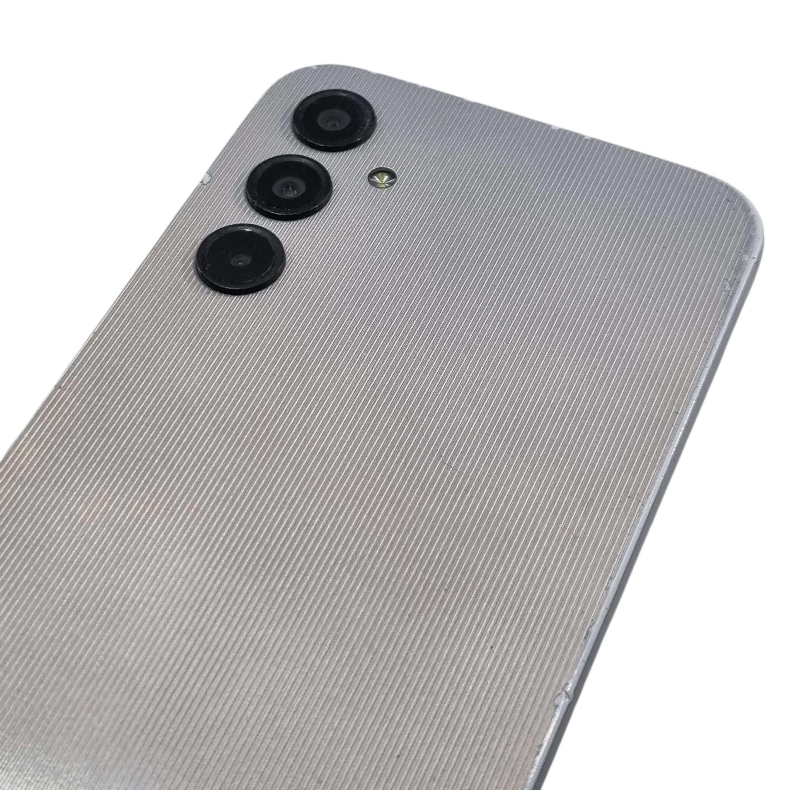 telefon-samsung-galaxy-a14-uszkodozny-ekran-pojemnosc-akumulatora-5000