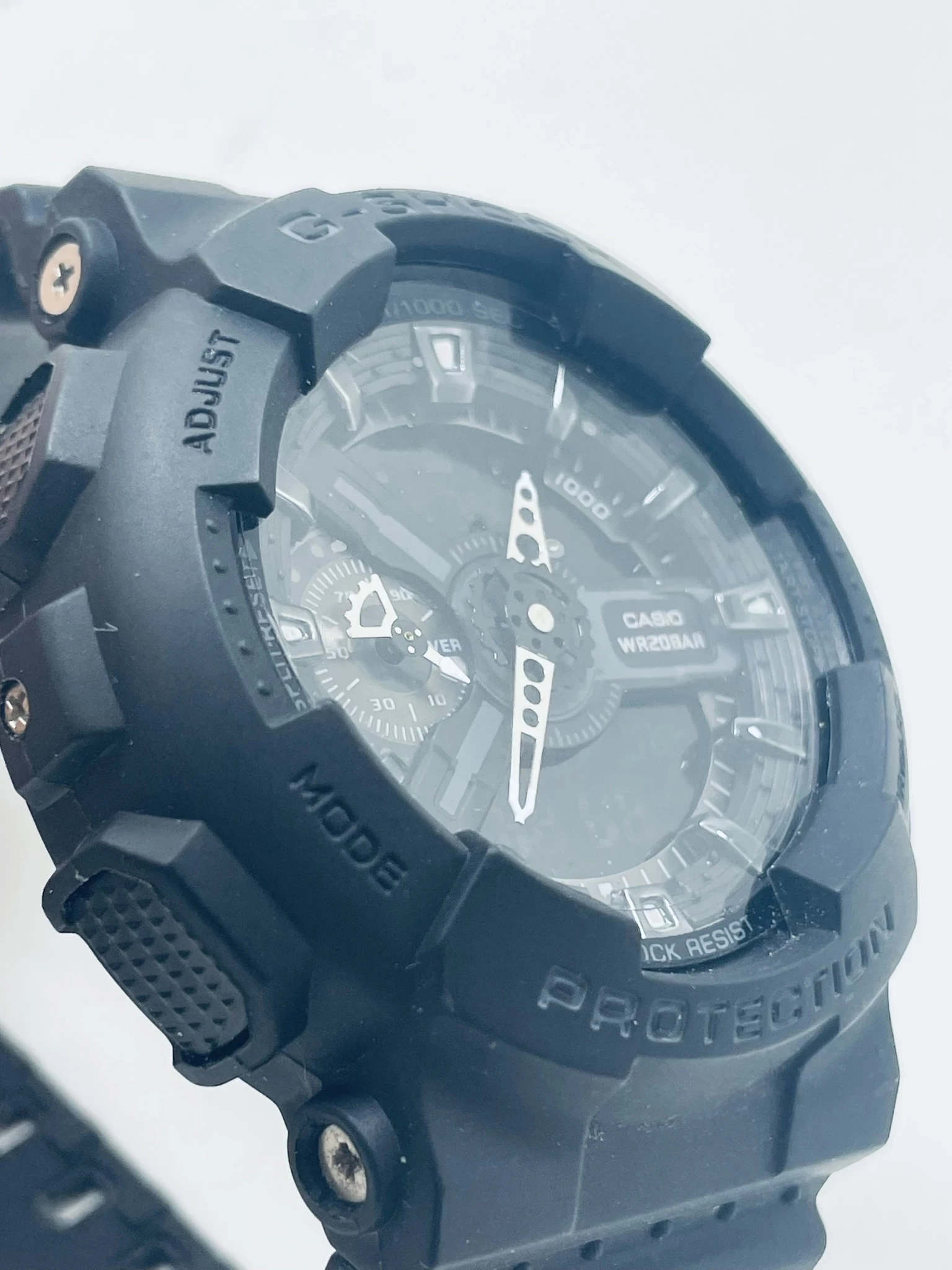zegarek-casio-g-shock-ga-110gb-ksztalt-koperty-129223-2