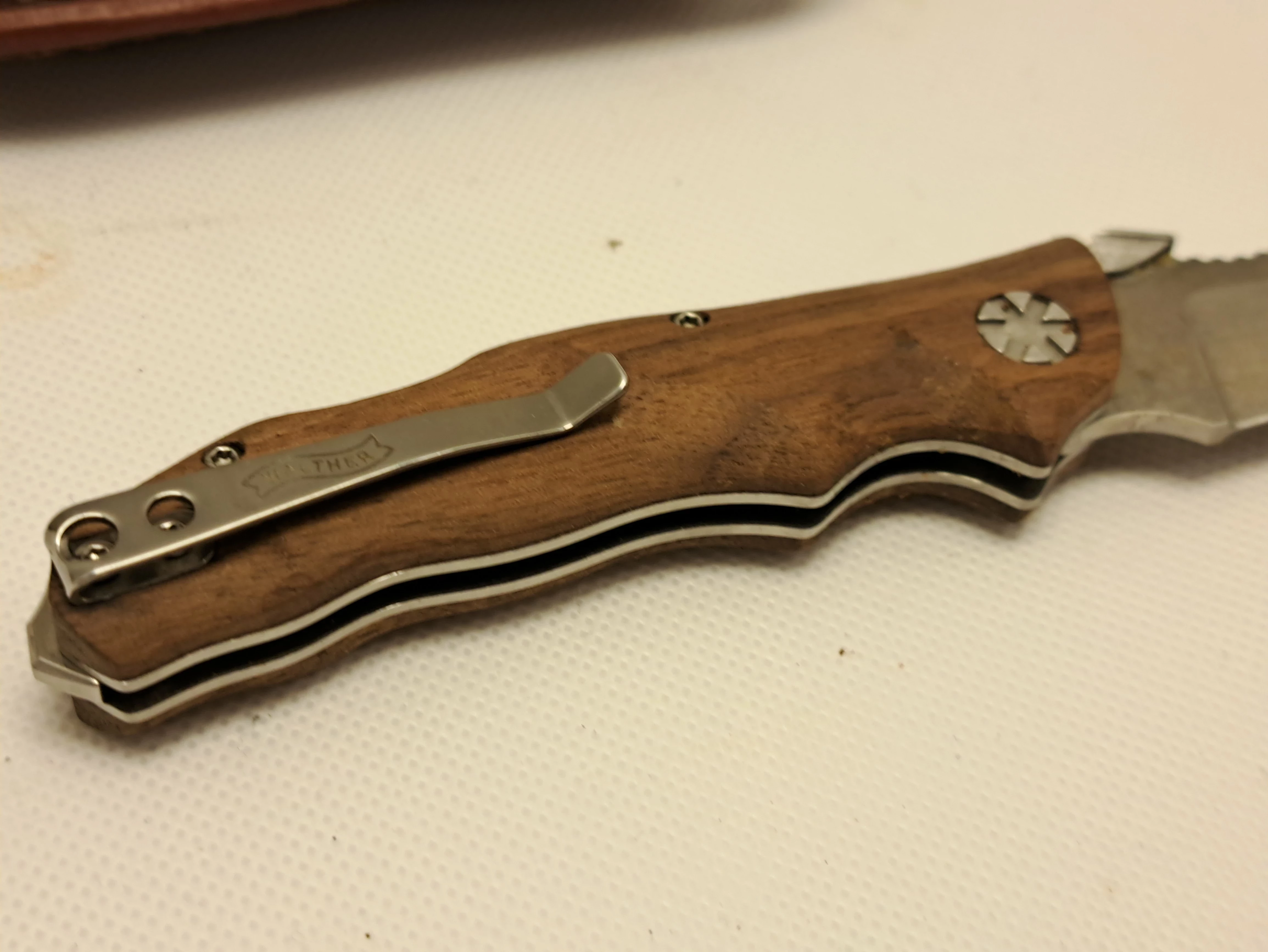 noz-walther-etui-model-premium-skinner