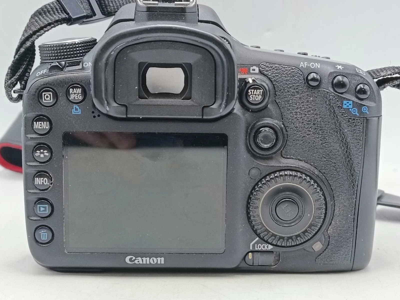 aparat-body-canon-eos-7d-zdjecia-seryjne-800