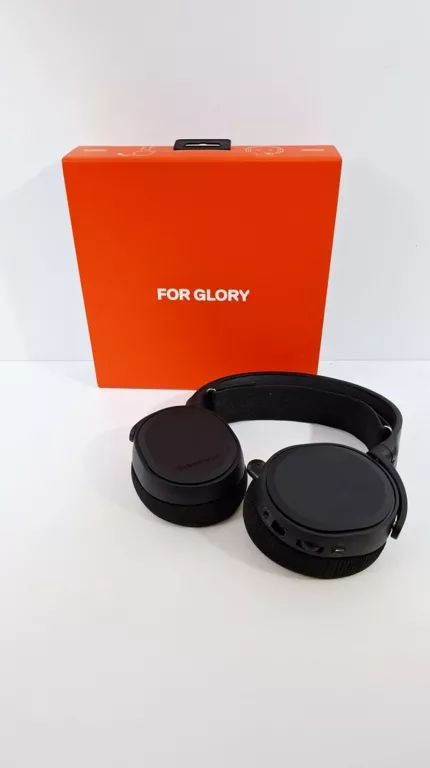 sluchawki-nauszne-steelseries-arctis-5-stan-11323-2