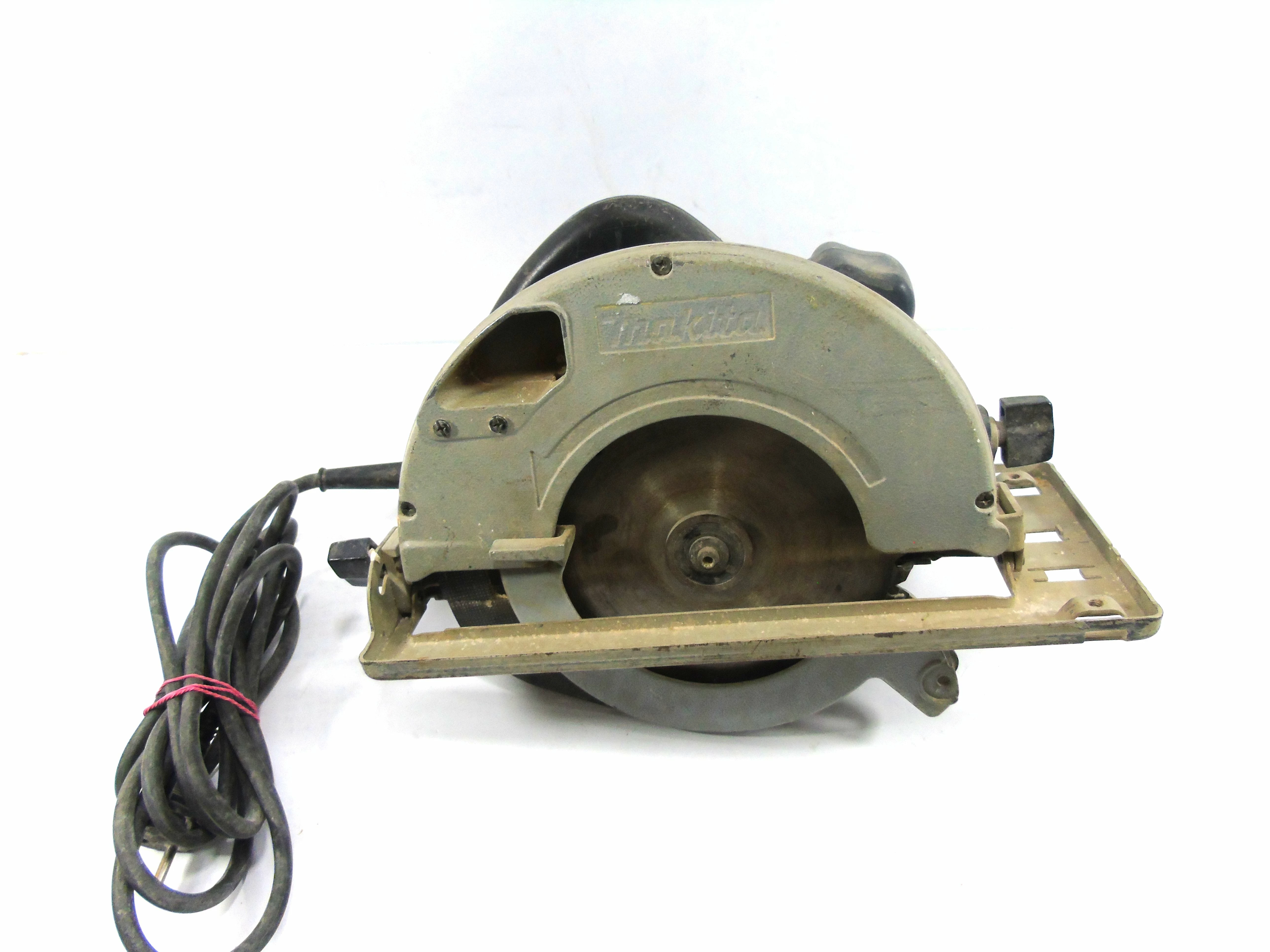 pilarka-tarczowa-makita-5703r-ean-gtin-088381189415